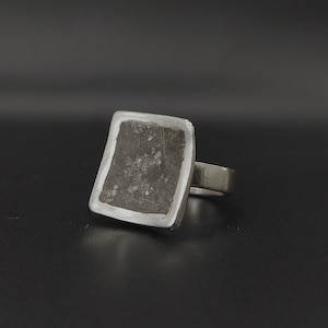 Bague en béton carrée en argent sterling, bijoux géométriques faits main