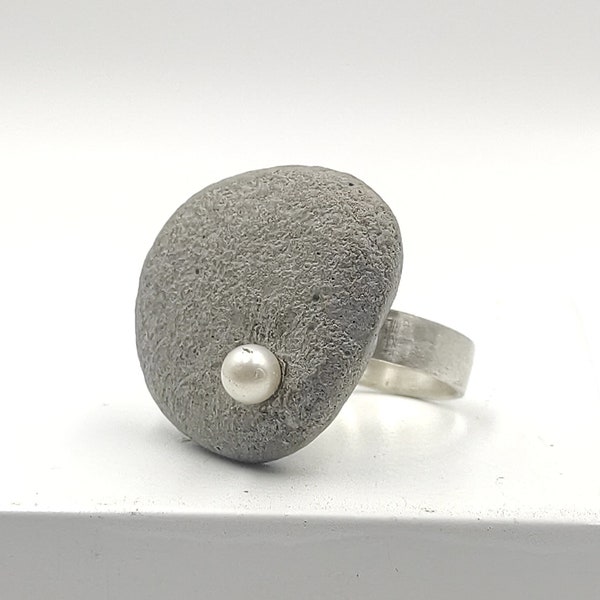 Concrete Asymmetric  Ring with White Freshwater Pearl, 925 Sterling Silver Ring,Modern Unusual Cement Ring, Architectural  Jewelry.