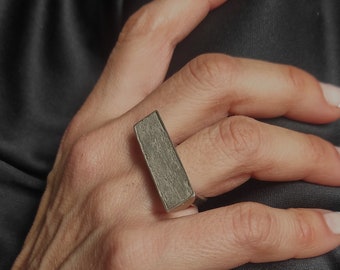 Concrete Sterling Silver Bar Ring, Modern Ring Contemporary Concrete Ring,Geometric Ring, Architectural Statement Concrete Jewelry.