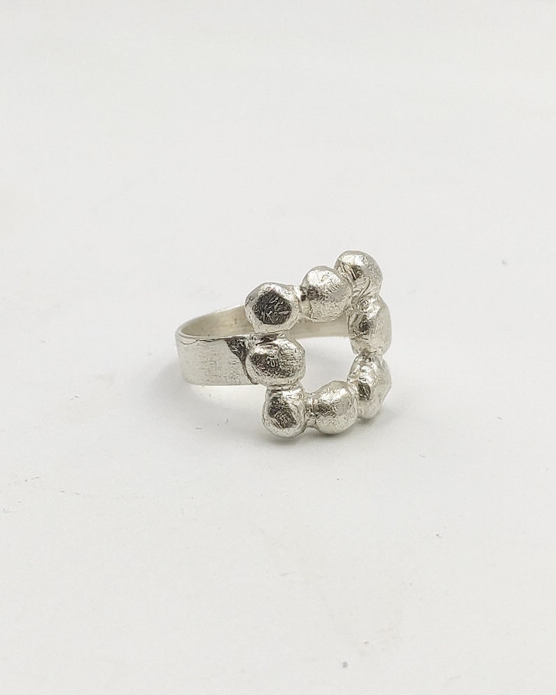 Unique Ring