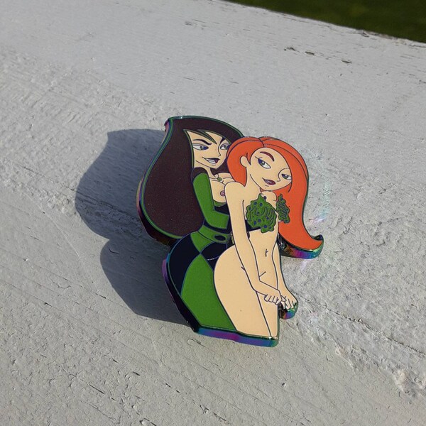 Sexy Kim Possible/Shego mash-up enamel hat pin