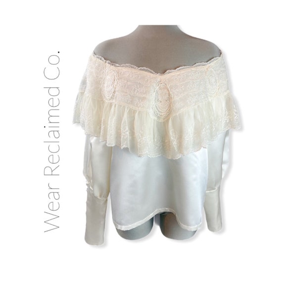Vintage Victorian Off Shoulder Ivory Satin & Cameo