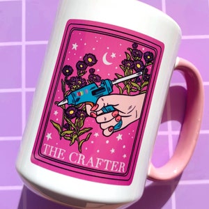 Tazza rosa carina Crafter Tazza da caffè Regalo Crafty Women Tazza da caffè Crafter Regalo Crafty People Tazza Mamma Scrapbook Hobby Craft Carta dei tarocchi Tazza Lei