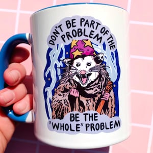 Taza de zarigüeya divertida Weirdcore Taza de café Zarigüeya Cosas raras Regalo hilarante Compañero de piso Humor maldito Meme Taza Novio Taza sarcástica Motivacional
