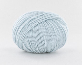 Fonty Yarn BB Merinos - 100% Merinos and Machine Washable - Color 820