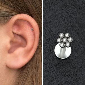 Tragus Stud Titanium, Tragus Ring, Forward Helix Piercing, Conch Stud, Labret Piercing, Flat Back Cartilage Earring Implant Grade