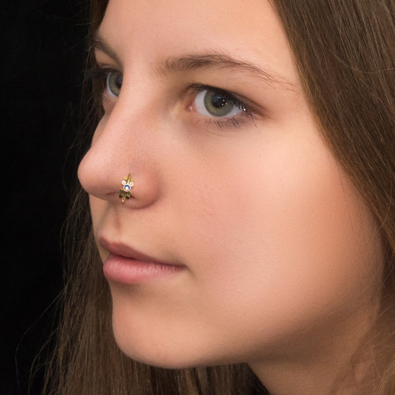 Peut On Prier Avec Un Piercing Au Nez Faux Piercing Nombril Comment Le Mettre - Communauté MCMS