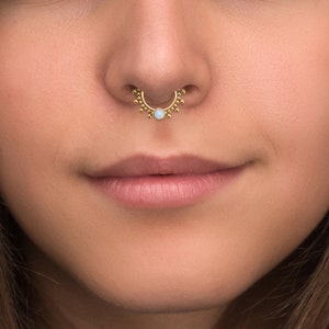 Opal Septum Ring Acier chirurgical, Septum Hoop, Boucle doreille Daith Clicker, Bijoux Septum, Bijoux Daith, Septum Clicker Hoop, Daith Hoop image 3