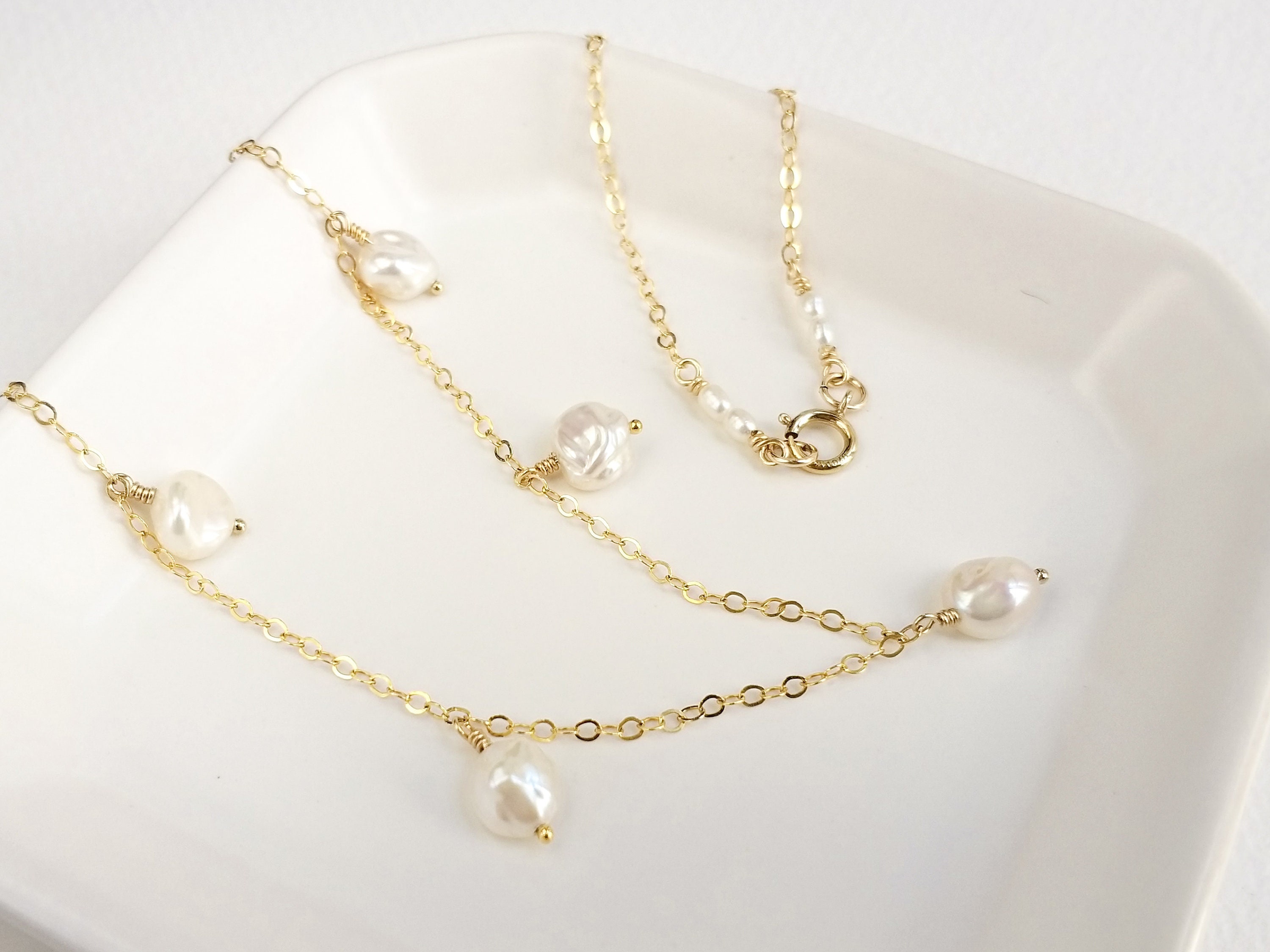 日本未入荷◆MEJURI◆Tiny Pearl Station Necklace 18k Gold Vermeil Tiny Pearl Station Necklace - Jewelry | Mejuri