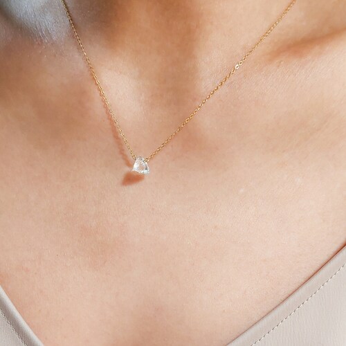 Dainty Clear Quartz Pendant Necklace Gift for Her Rock Crystal Necklace Minimalist Gemstone Necklace Pure Quartz Jewellery April Birthstone