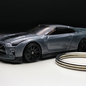 Nissan GTR R35 Hot wheels Keychain