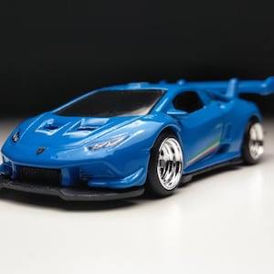 Lamborghini Huracan Super Trofeo Hot wheels (Custom real rubber tires)