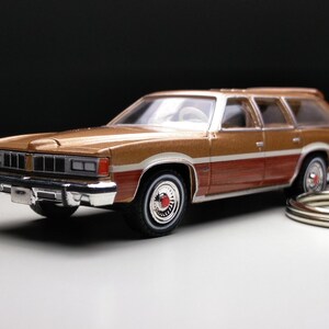 Pontiac Grand LeMans Keychain