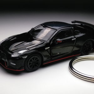 Nissan GTR R35 Keychain image 1