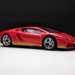 Lamborghini Aventador Hot wheels (Custom real rubber tires)