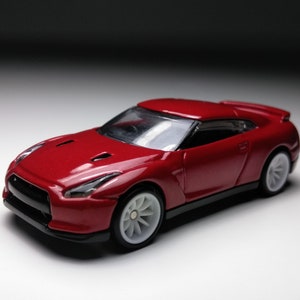 日産スカイラインGTR R35 ホットホイール（カスタムリアルゴムタイヤ）
