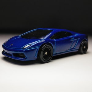 Lamborghini Gallardo Hot wheels (Custom real rubber tires)