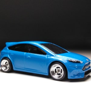 Ford Focus RS Heiße Räder (Spezialangefertigte Echtgummireifen)