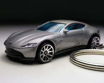 ASTON MARTIN DB10 キーチェーン 51NDsKy53YL._UY1000_.jpg