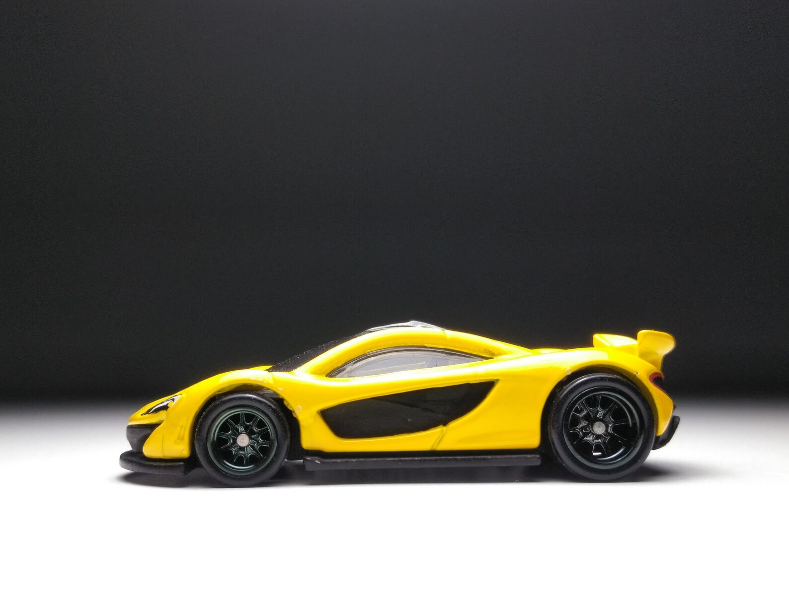Mclaren p1 hot wheels