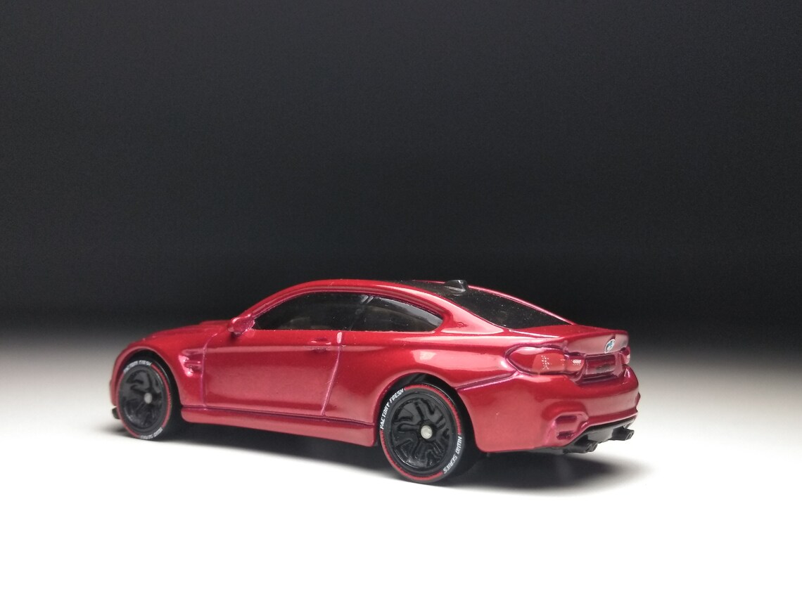 Bmw m4 hot wheels