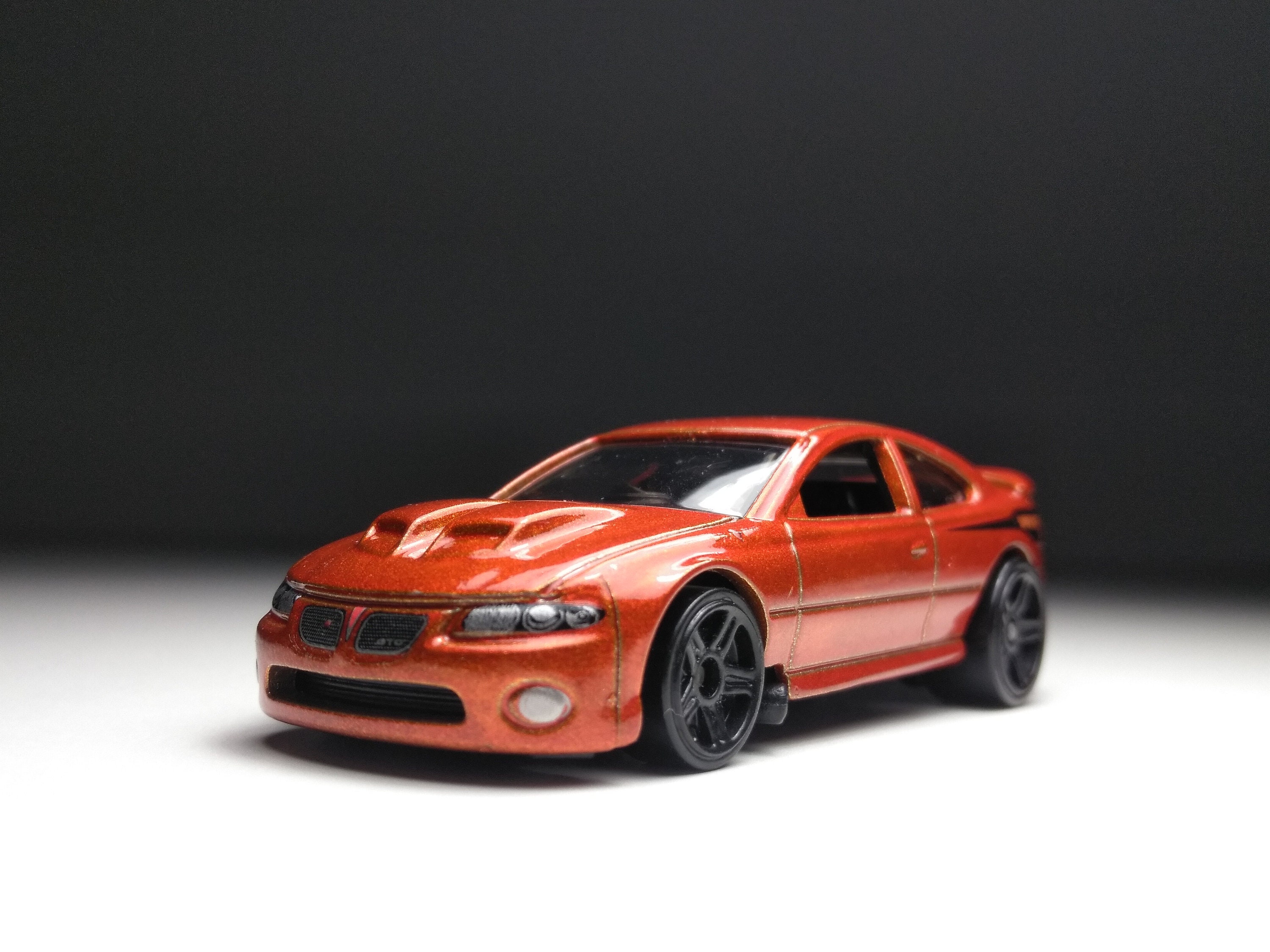 2006 ポンティアック GTO ホット ホイール (カスタム