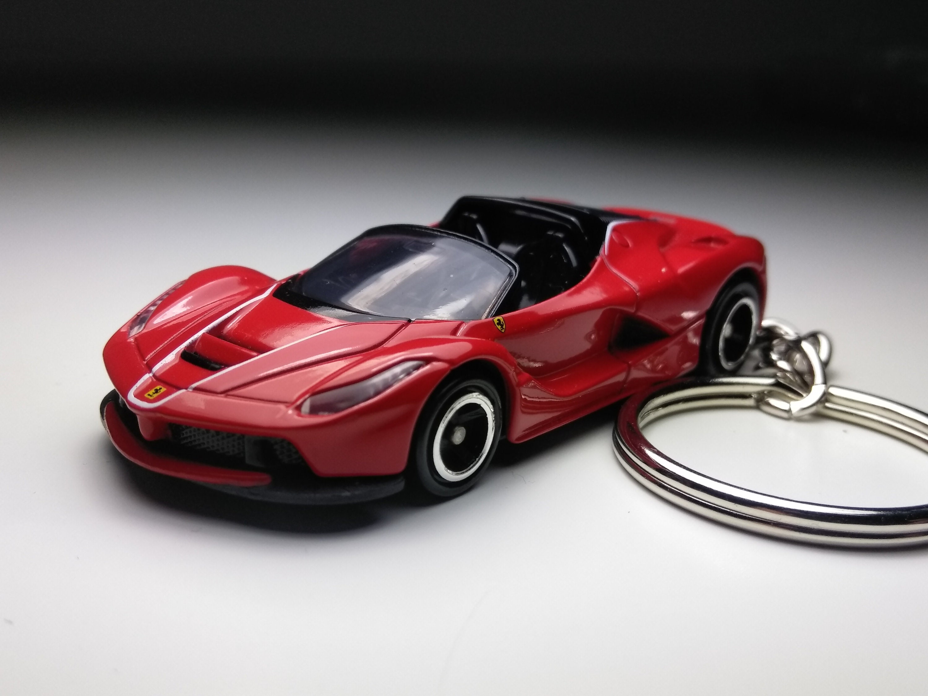 【公式グッズ】フェラーリHYPEPFORMULA DOUBLE KEYRING 公式グッズ】フェラーリHYPEPFORMULA DOUBLE KEYRING 公式グッズ