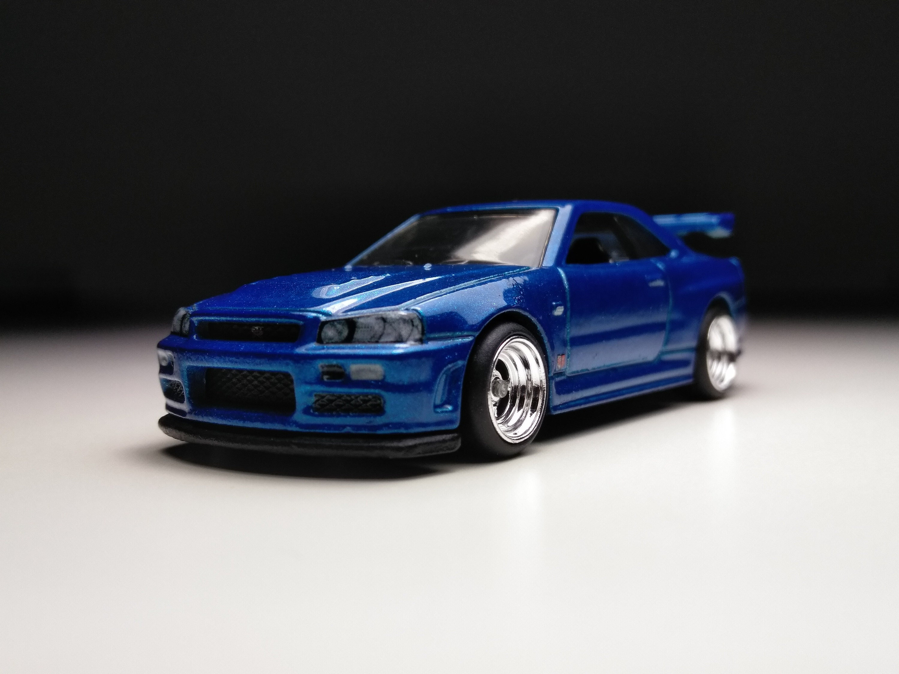 Nissan Skyline GTR R34 Hot Wheels Custom Real Rubber Tires