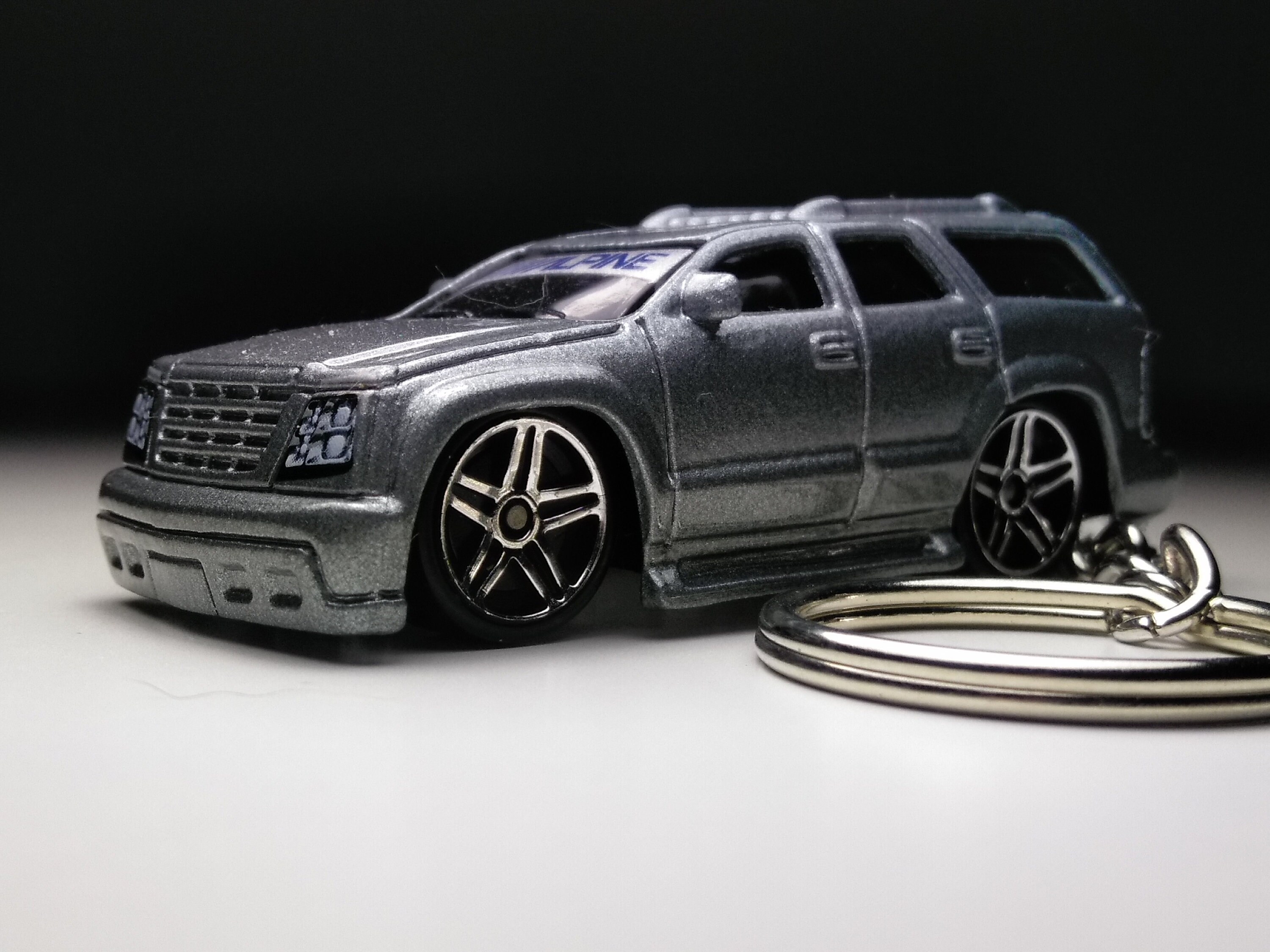 1/18 キャデラック エスカレード ホットウィール 黒 ホットウィール CADILLAC ESCALADE キャデラックエスカレード 黒