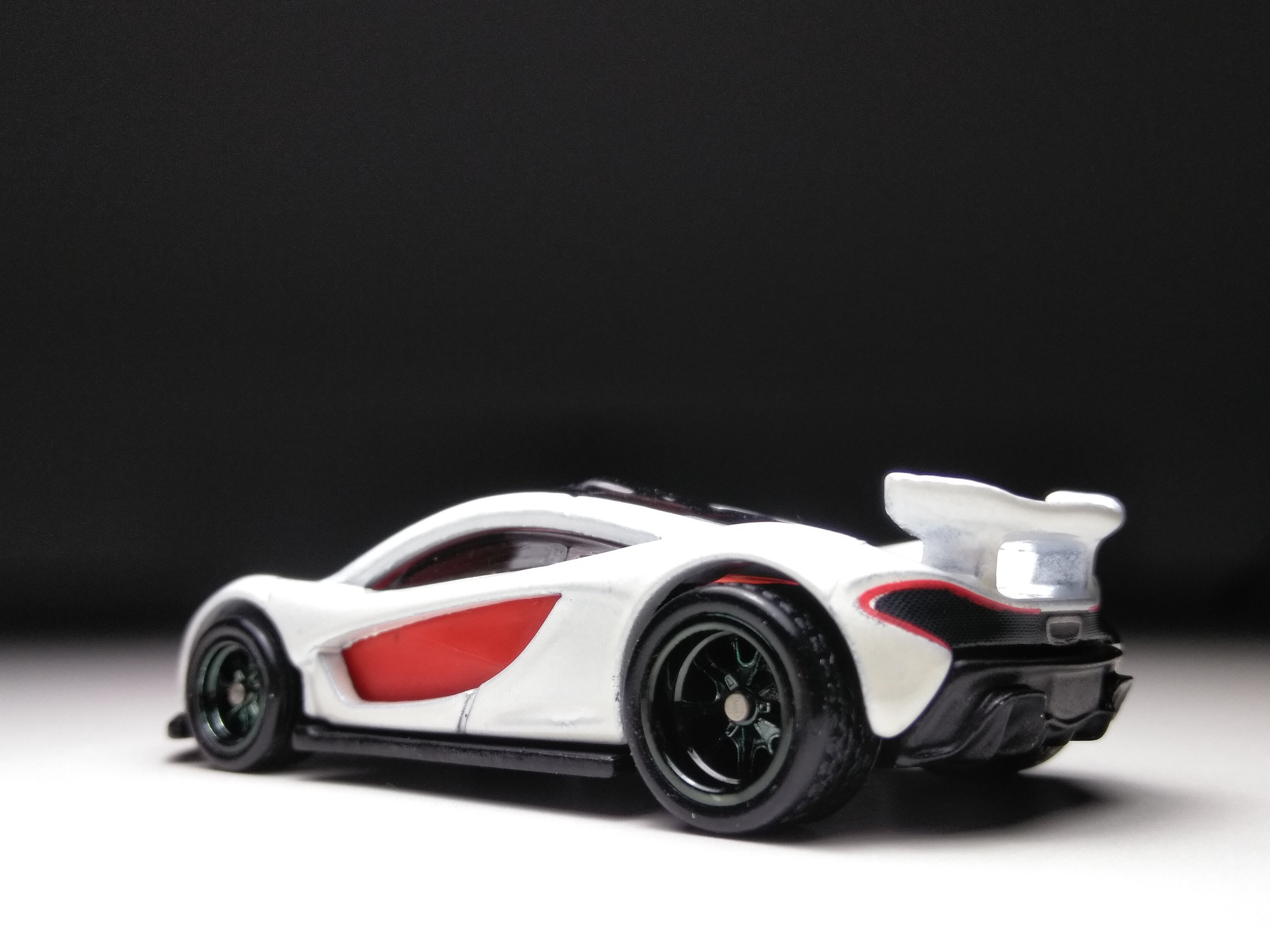 Mclaren p1 hot wheels