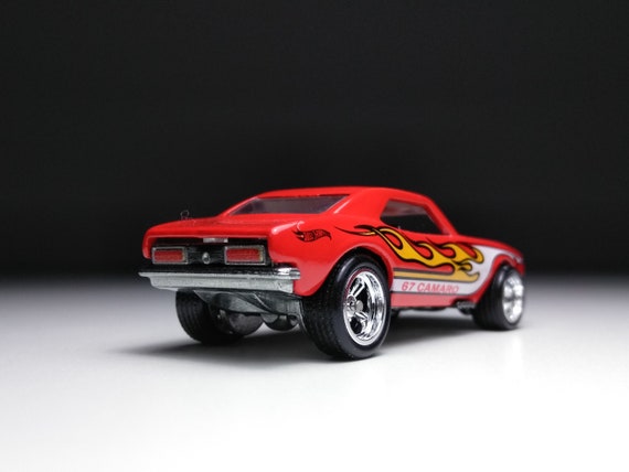 ホットウィール CUSTOM CAR SHOW JAPAN '67 CAMARO s-l1200.jpg