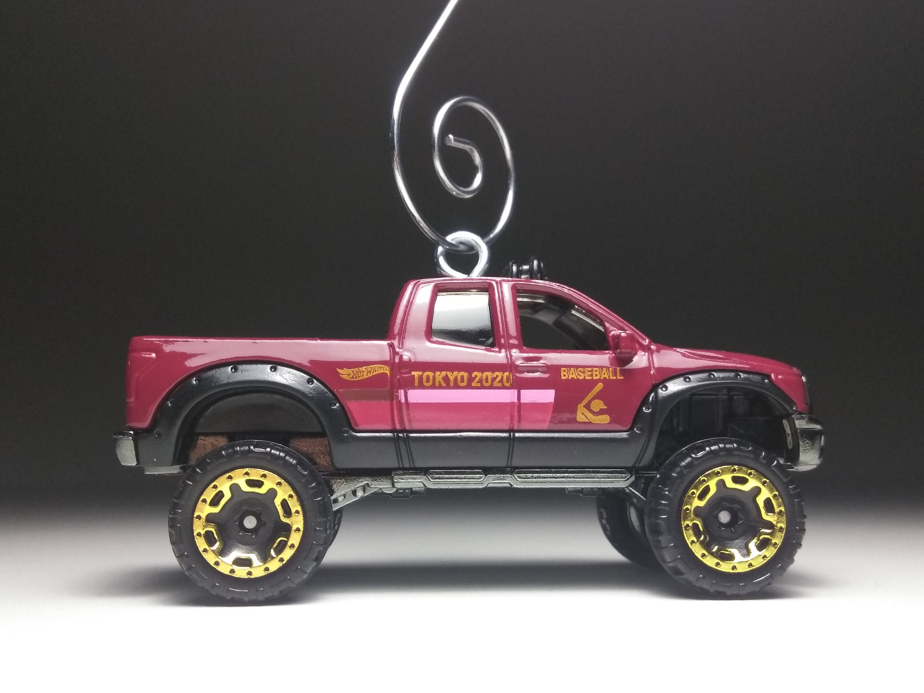 Hot wheels toyota tundra