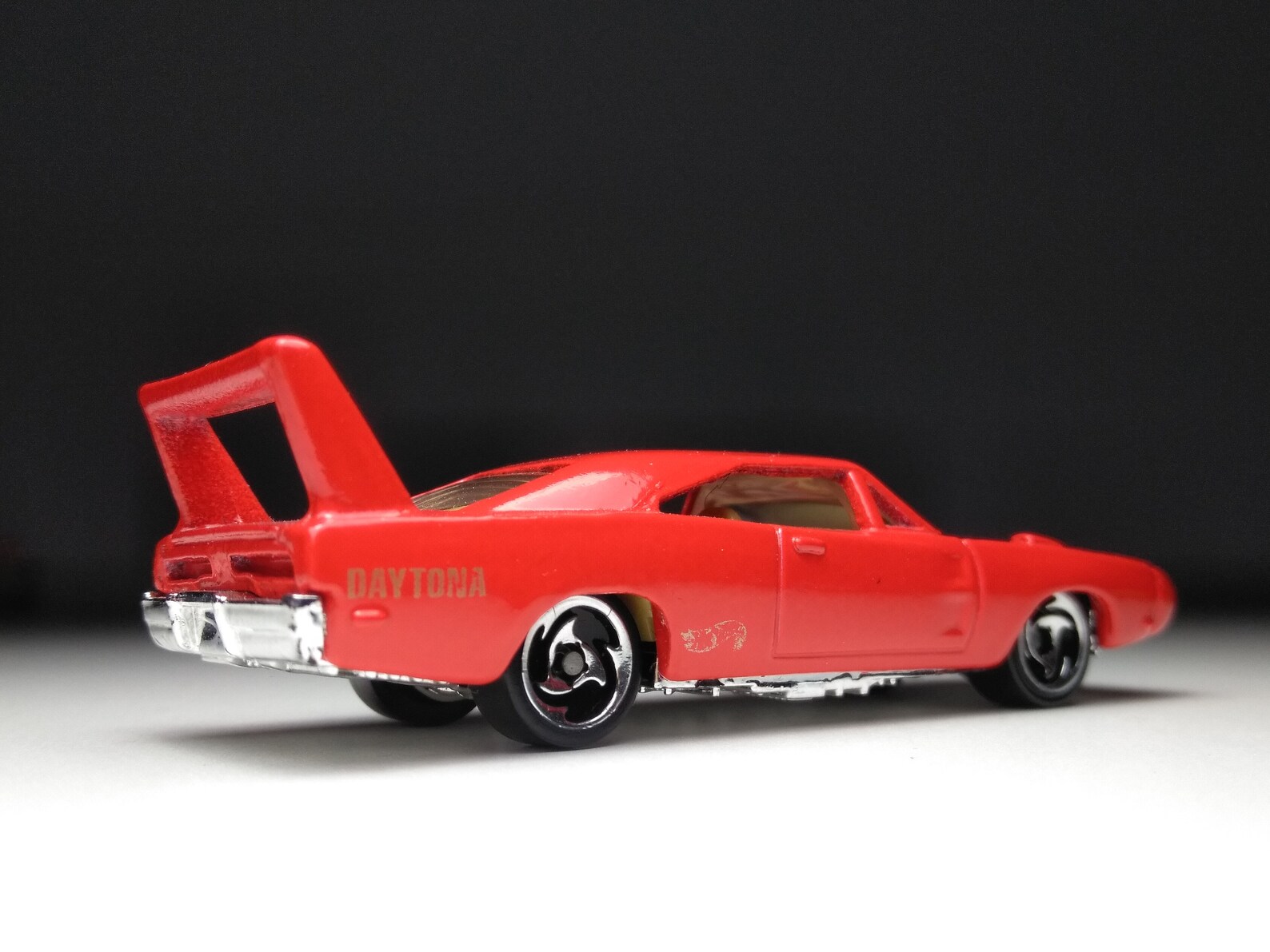Dodge daytona hot wheels