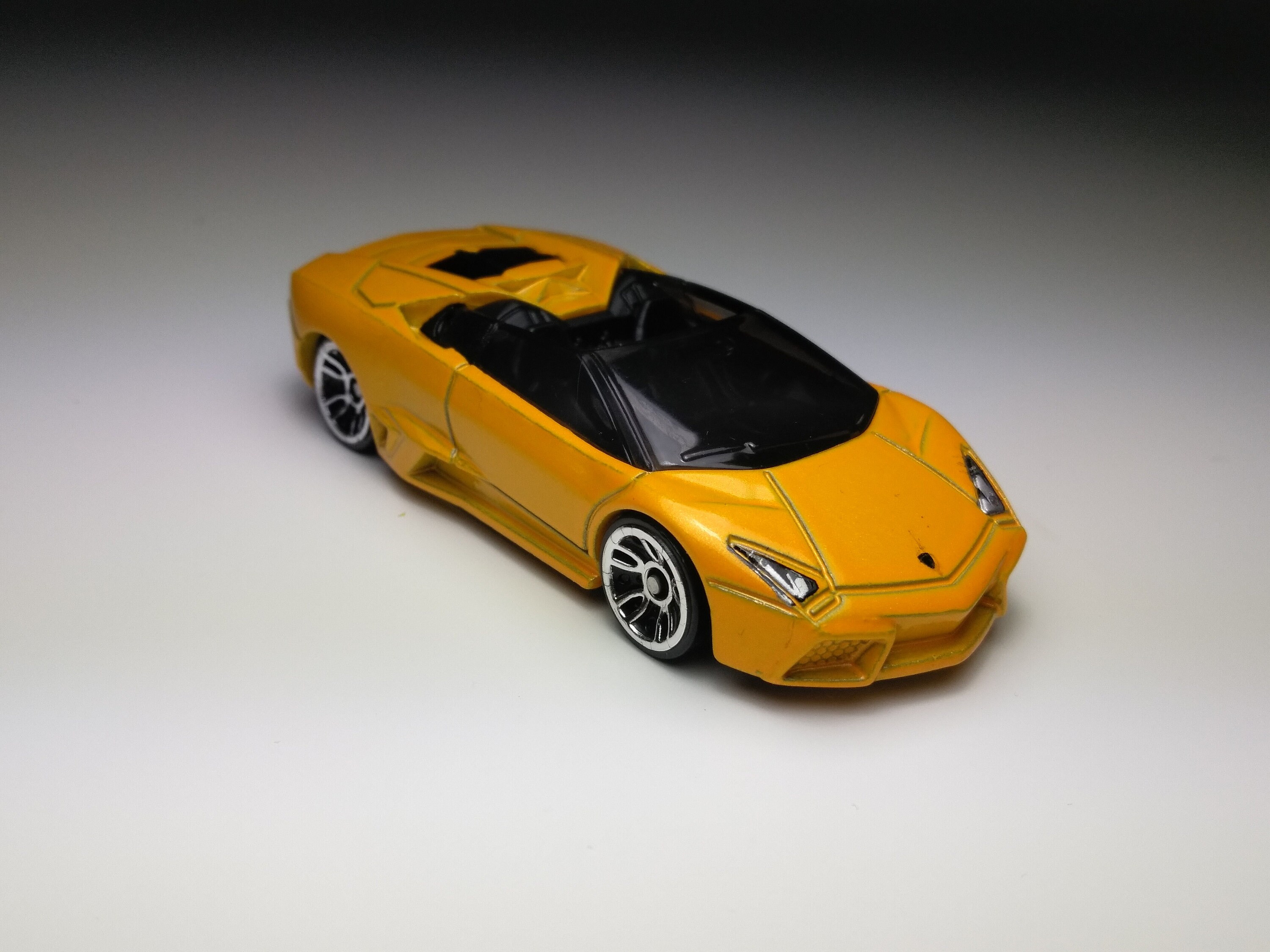 Lamborghini reventon hot wheels