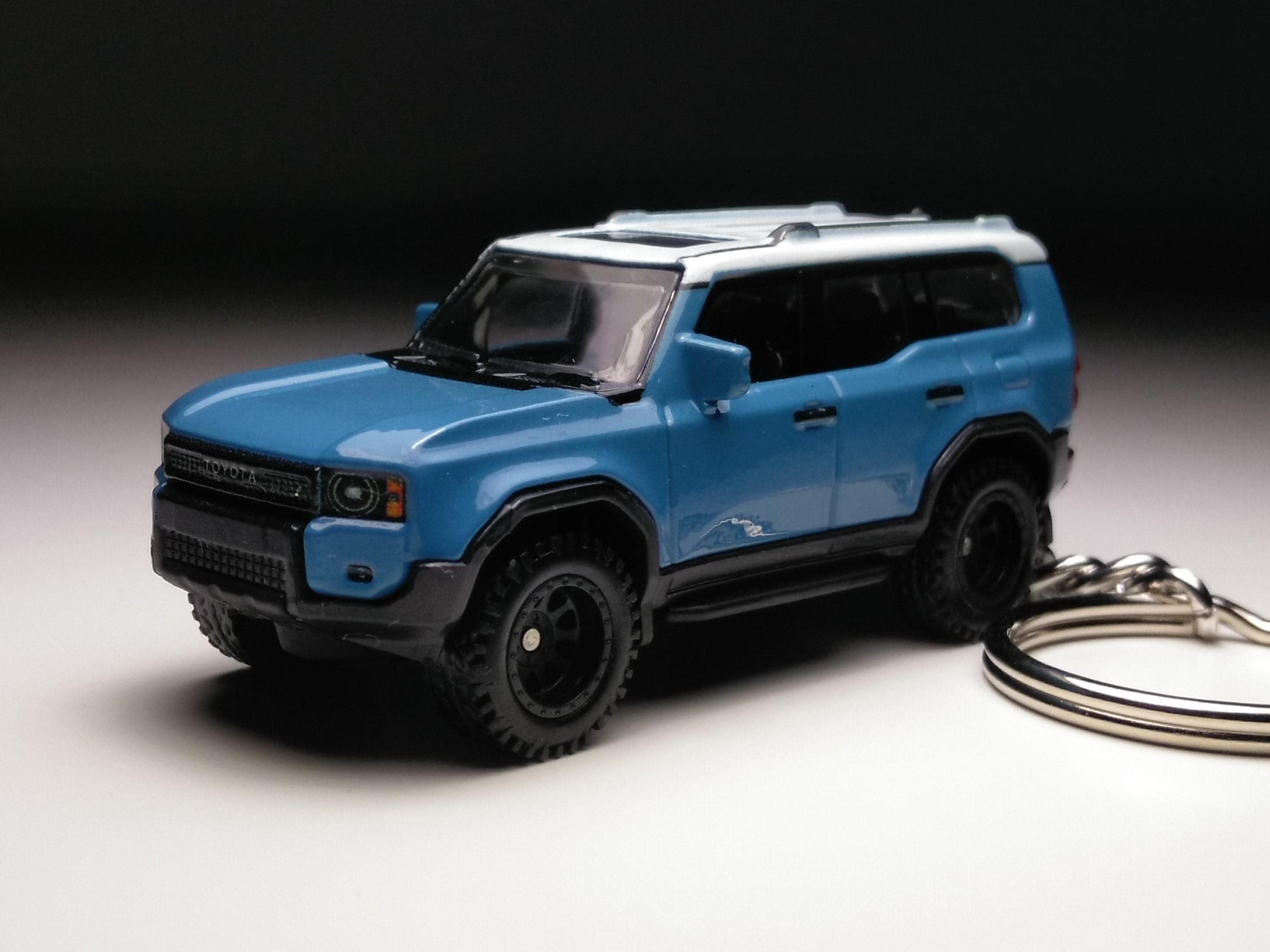 Toyota Land Cruiser Keychain - Etsy
