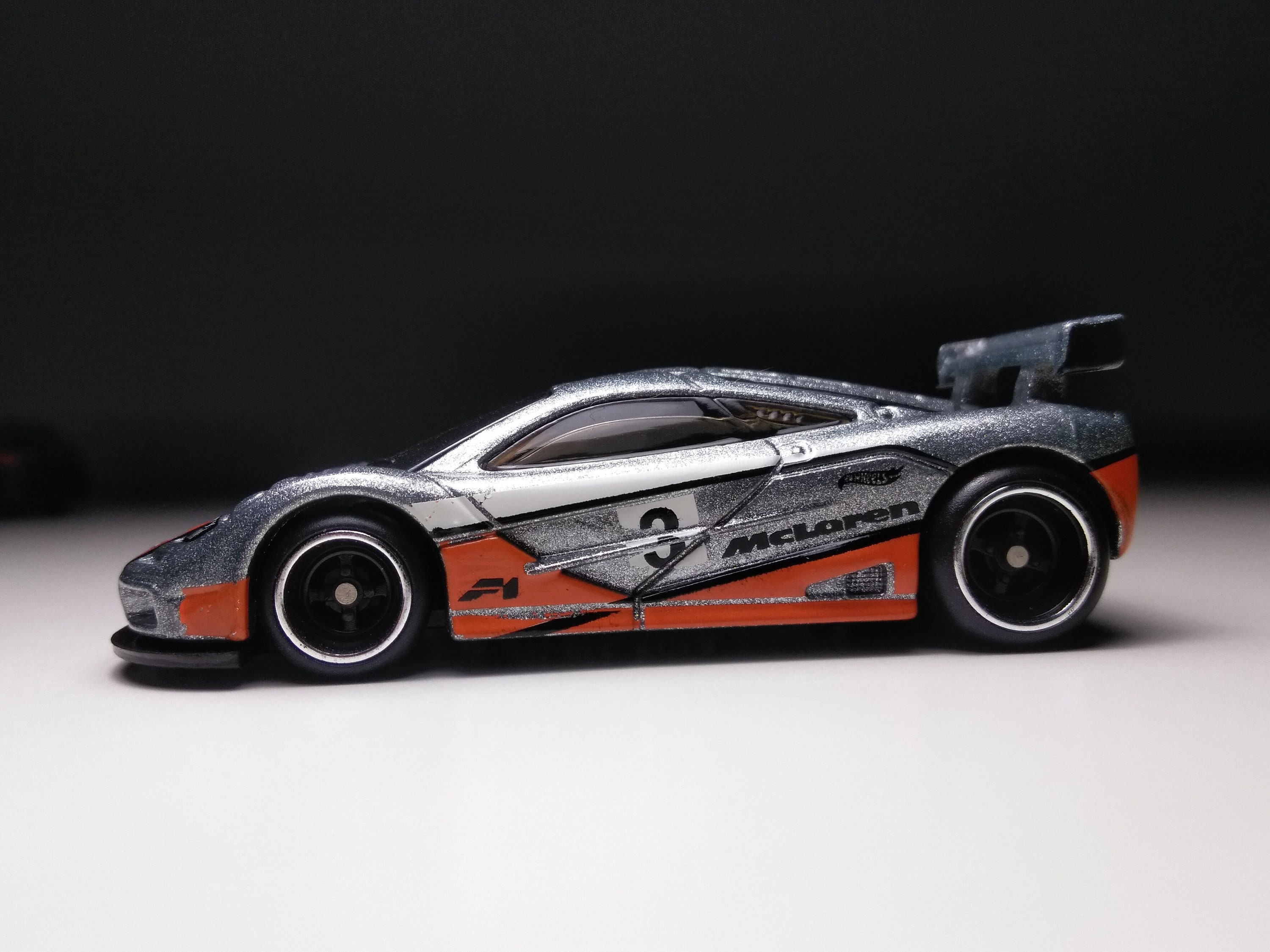 マクラーレン F1 GTR ホットホイール（カスタムリアルゴムタイヤ