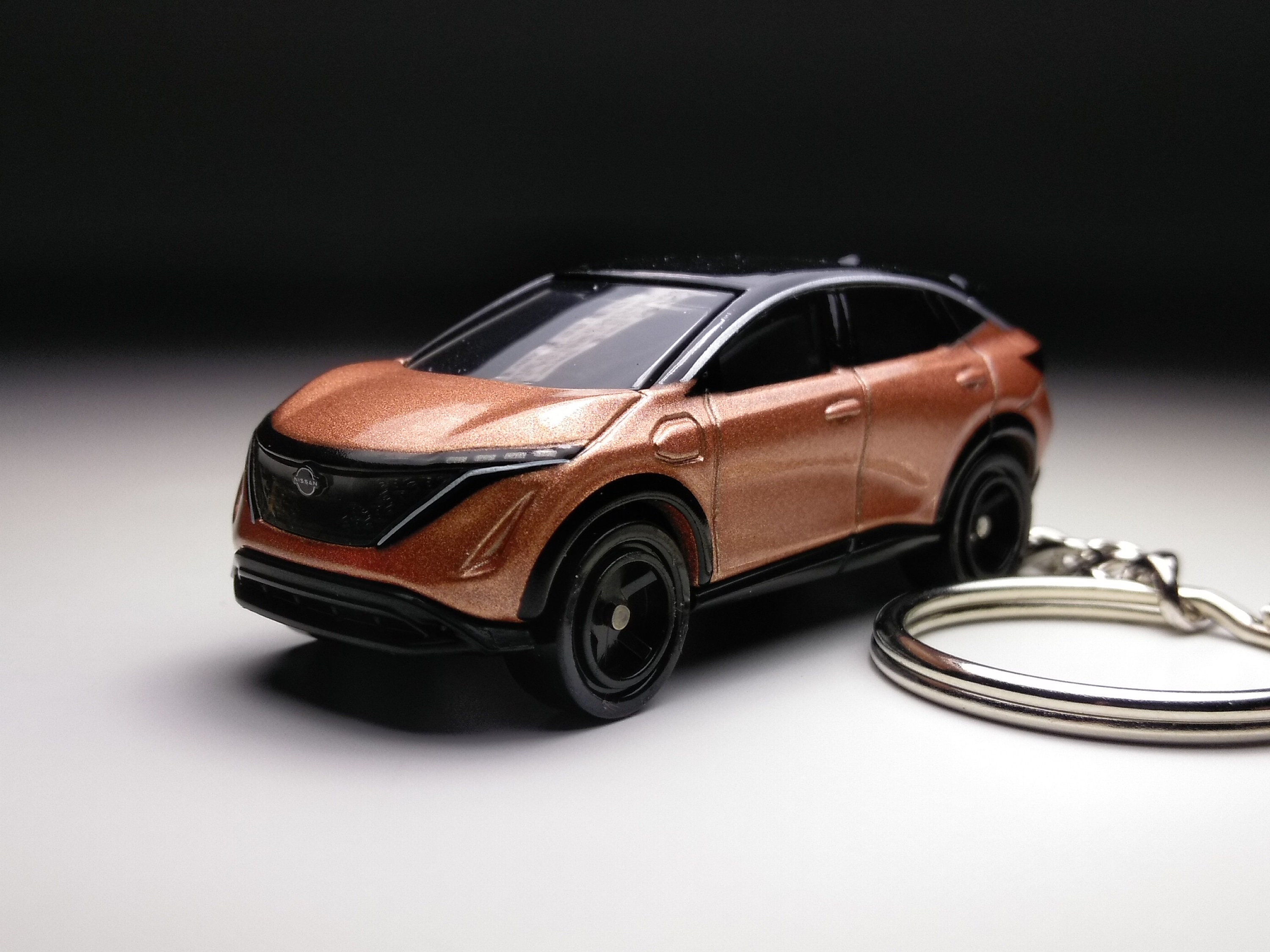 Nissan Ariya Keychain - Etsy