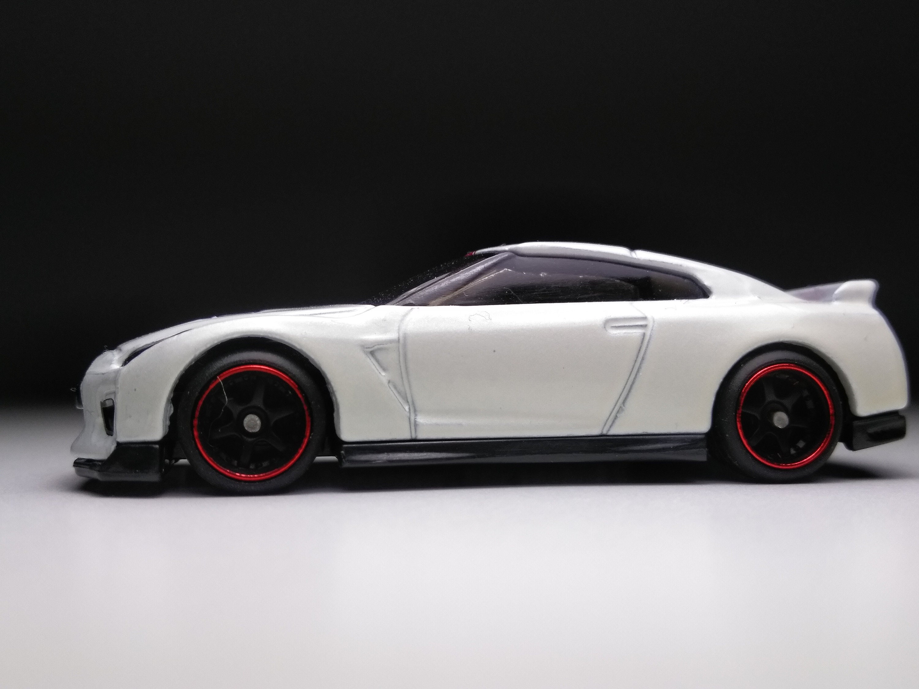Nissan GR-R 50th Anniversary 1/64 Scale (custom Made) - Etsy