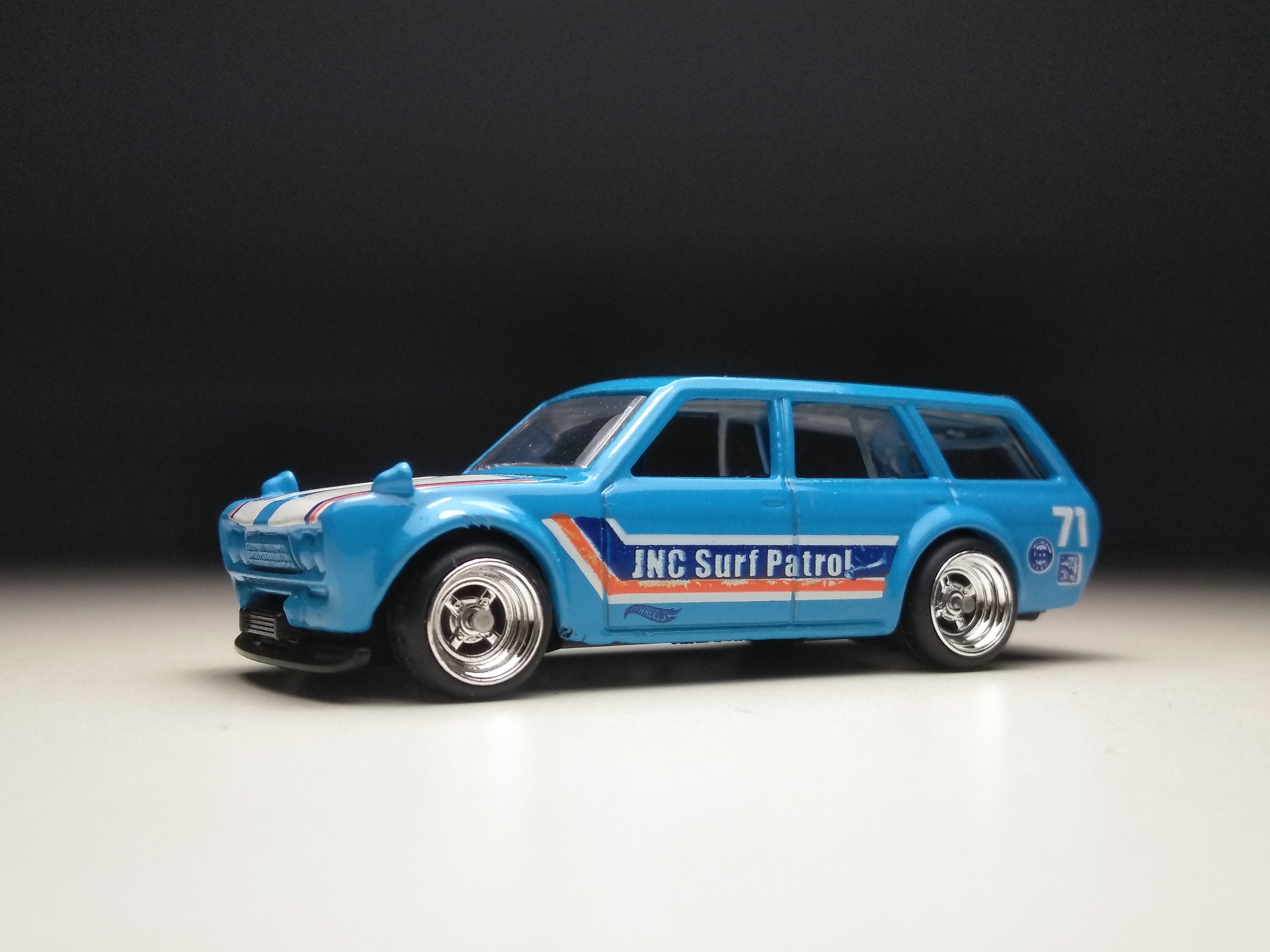 ホットウィール DATSUN BLUEBIRD WAGON 510 Amazon.com: Hot Wheels '71 Datsun Bluebird 510 Wagon