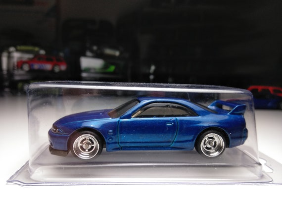 hot wheels gtr r33