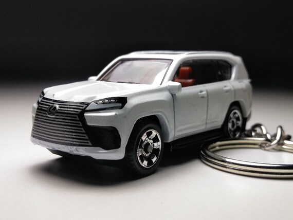 Miniature LEXUS LC500 ARGENT/INTERIEUR ROSE FONCE 1/18 AutoArt (78871) chez