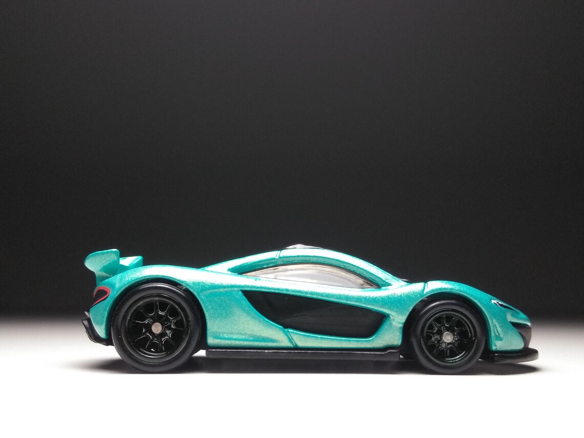 Mclaren p1 hot wheels