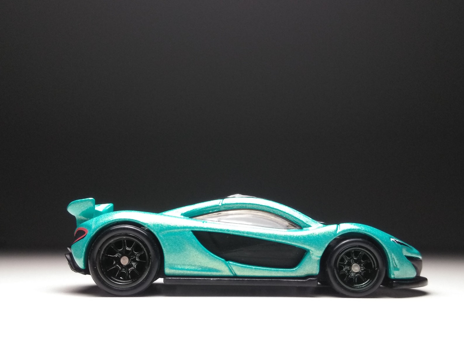 Mclaren p1 hot wheels