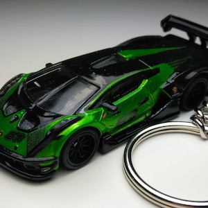 Lamborghini Essenza Hot Wheels Keychain