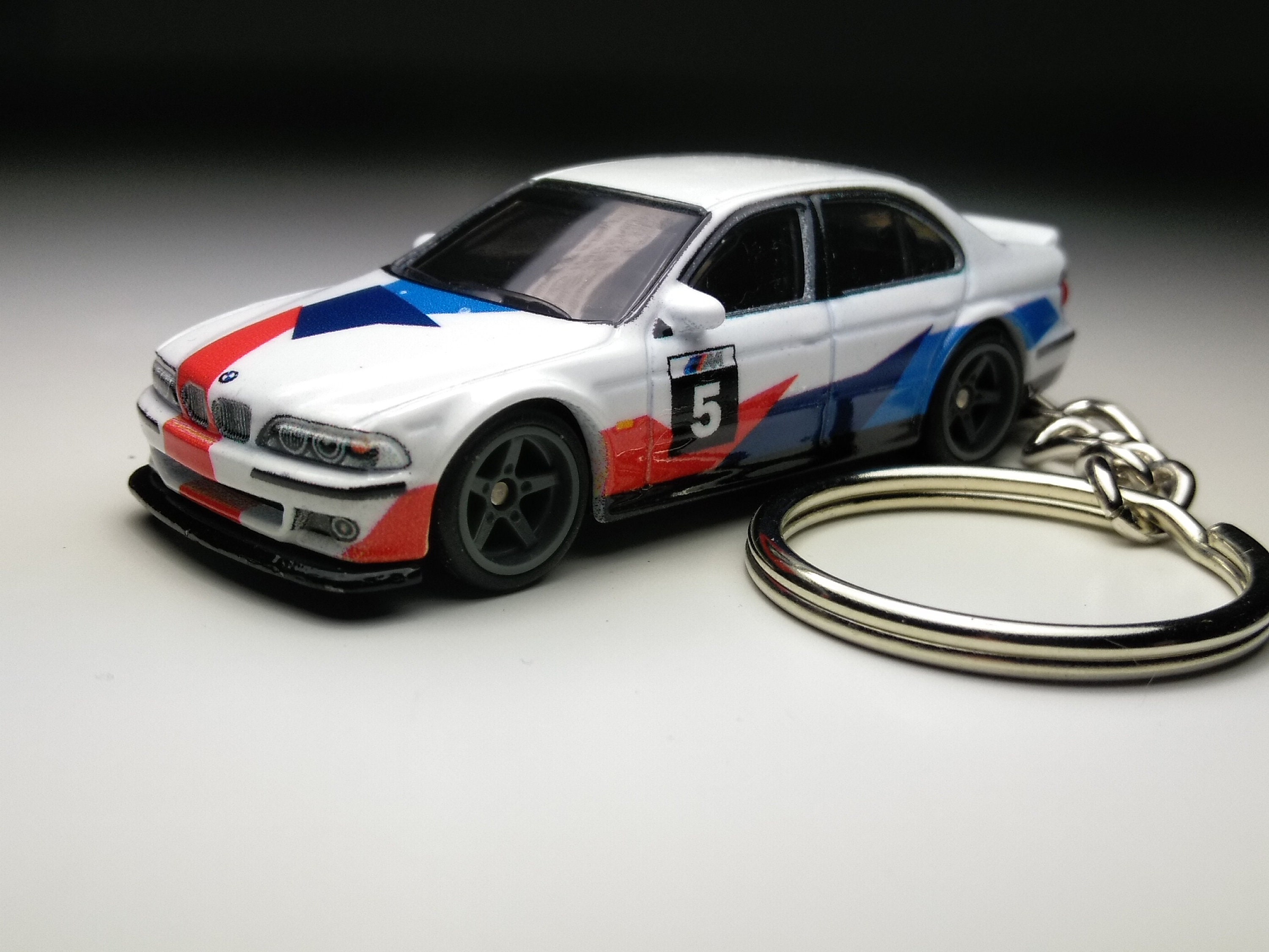 BMW M5 E39 Hot Wheels Keychain 