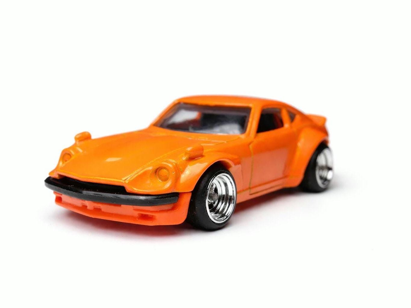 ダットサン240Z 1/64スケール（カスタムメイド） - Etsy 日本