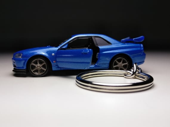 Nissan skyline deals keychain