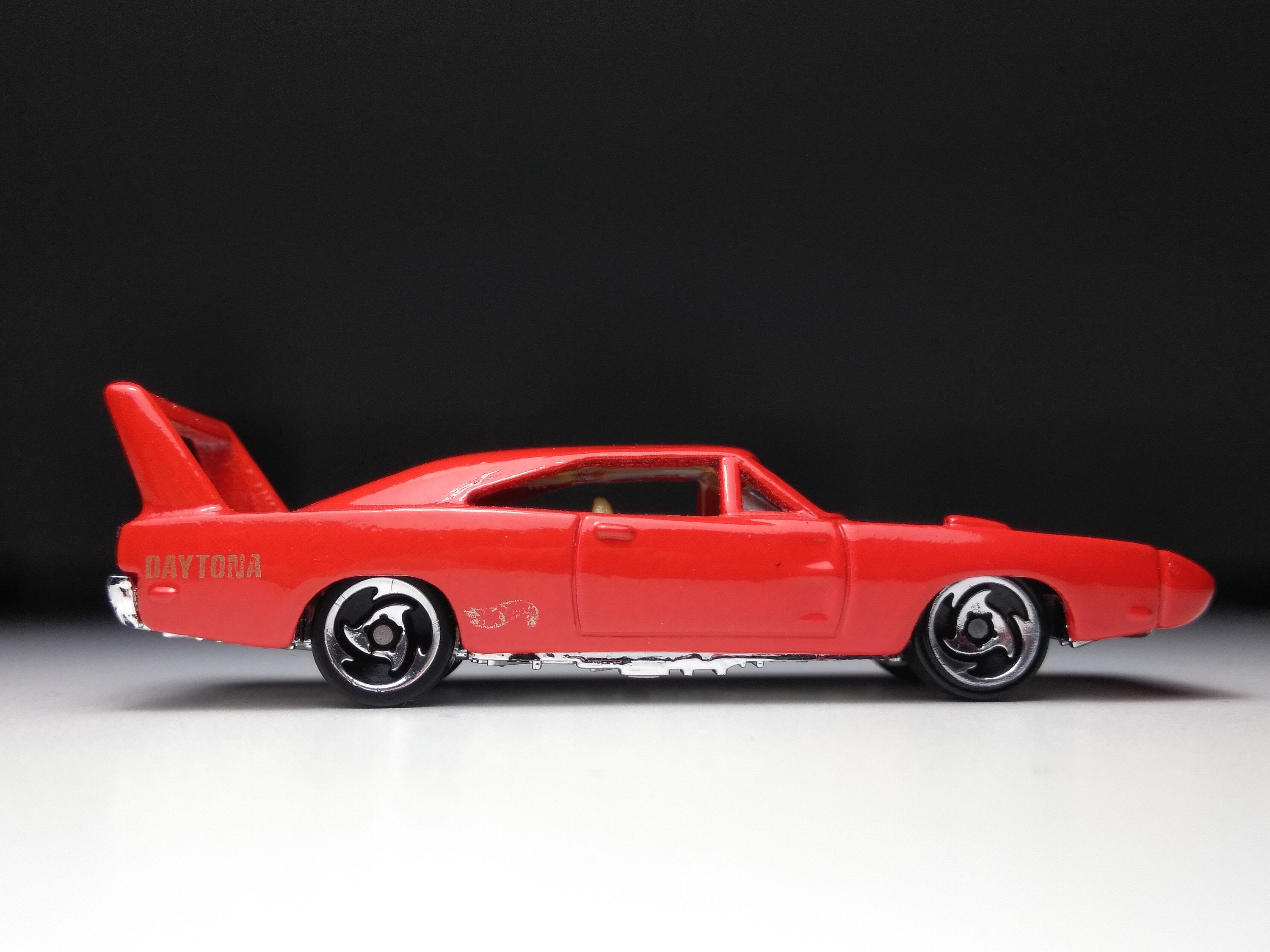 Dodge daytona hot wheels