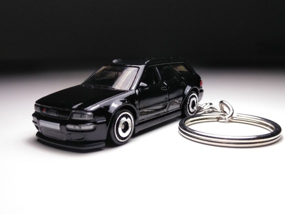 Audi RS2 Hot Wheels Keychain 