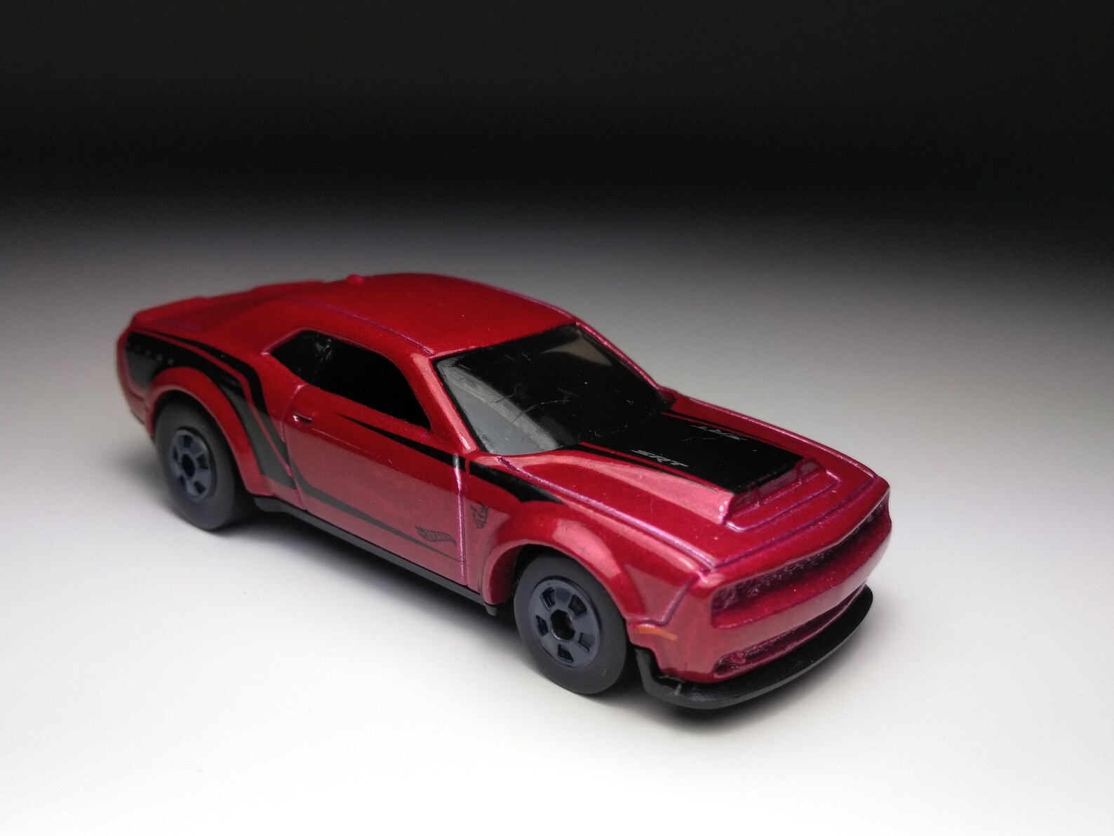 Hot wheels dodge challenger